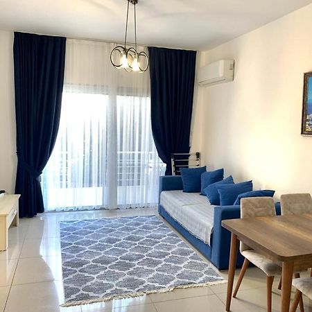Beautiful & Quiet Two-Bedroom Apartment With Private Garden Lukomorye C1 Kerýnia Eksteriør bilde